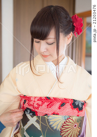 How to dress in kimono 21203476