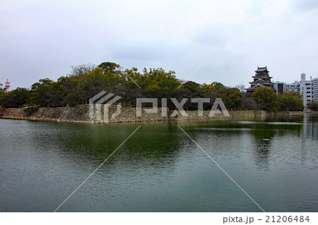 広島城　天守閣と内堀 21206484
