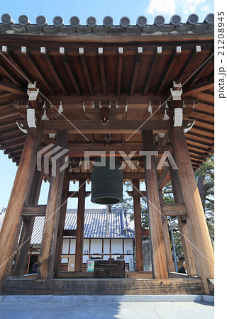 四国霊場第75番札所「善通寺」西院の鐘楼 21208945