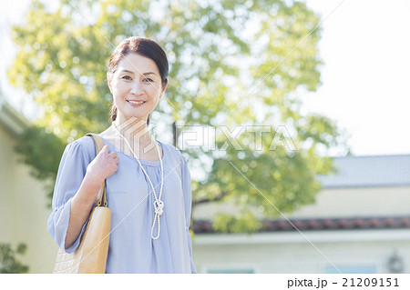 50代女性　 21209151