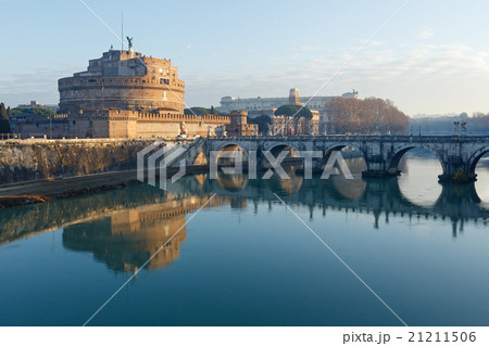 Rome city morning view, Italy. 21211506