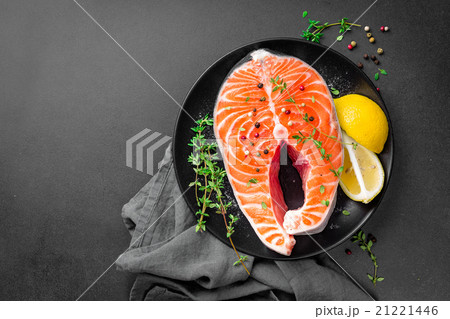 salmon steak 21221446
