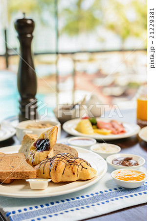 breakfast at the luxury hotel breakfast at the luxury hotel 21229381
