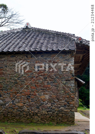 九州長崎旅行／車で訪れた大野教会堂のド・ロ壁 21234468