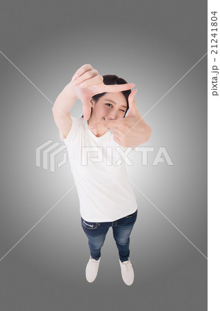 gesture of frame 21241804