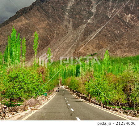 Karakorum Highway in Pakistan 21254006