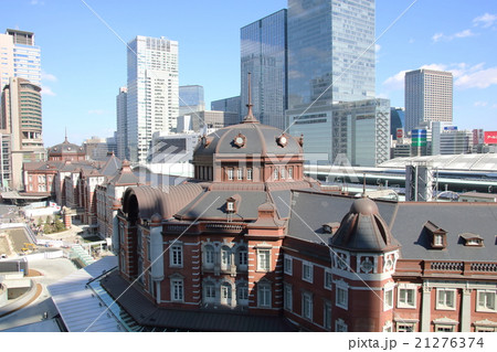 東京駅丸の内南口駅舎と青空 東京駅丸の内南口駅舎と青空 21276374