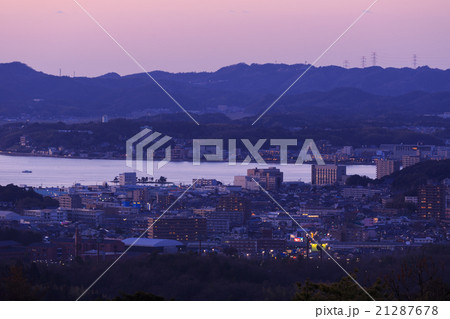 松江市の夕景　宍道湖周辺の街並み 21287678