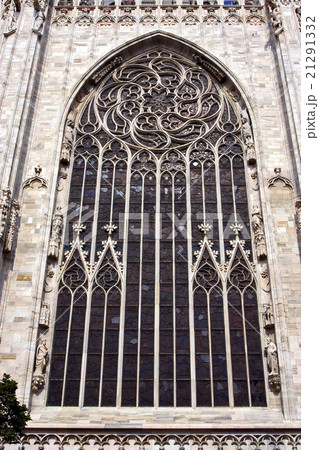 italy rose window in the front italy rose window in the front 21291332