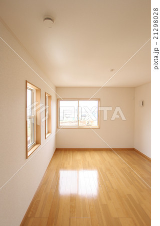 住宅　洋室　2面採光　角部屋　シンプル家具なし　施工例 21298028