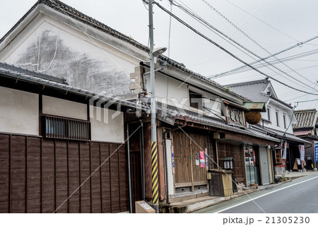 筑前小倉から唐津をむすぶ、旧唐津街道の面影を、ご紹介いたします。 21305230