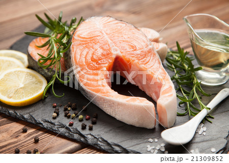 Fresh salmon on old wood Fresh salmon on old wood 21309852