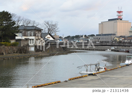 新井田川と山居倉庫 新井田川と山居倉庫 21311436