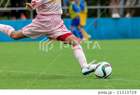女子サッカー 21313729