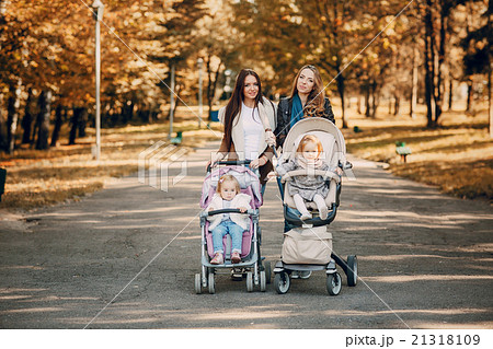 Family walk in the park 21318109
