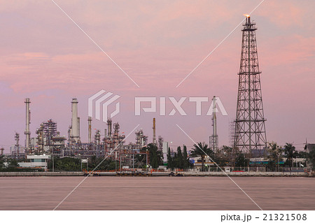 Oil refinery plant at Twilight Oil refinery plant at Twilight 21321508