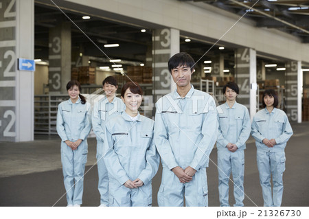 倉庫ビジネスイメージ 21326730