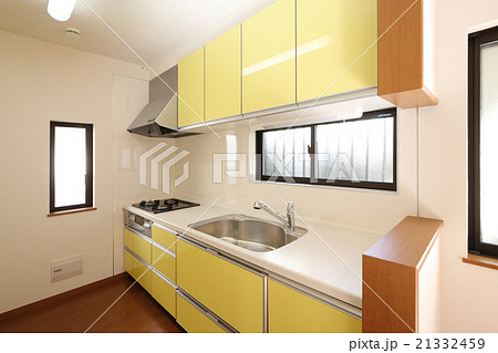 住宅 設備 キッチン I型 黄色 シンプル小物なし 施工例 住宅 設備 キッチン I型 黄色 シンプル小物なし 施工例 21332459
