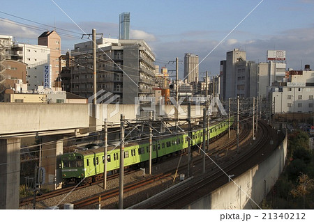 ［JR-Q］大和路線103系電車（各停-6両：JR難波⇔王寺） 21340212