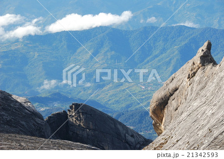 キナバル山の山頂直下（東マレーシア／ボルネオ島） 21342593
