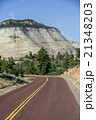 Wiew of road in Utah, USA 21348203