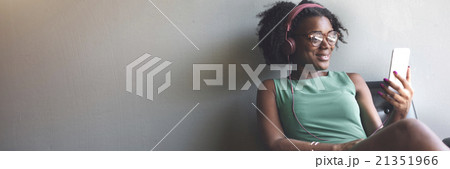 Chilling Digital Device Headphone Relaxation Audio Concept Chilling Digital Device Headphone Relaxation Audio Concept 21351966