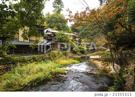 黒川温泉の風景 熊本観光スポット 田ノ原川と温泉街 黒川温泉の風景 熊本観光スポット 田ノ原川と温泉街 21355313