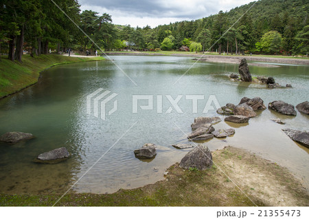 平泉毛越寺　浄土式庭園 21355473