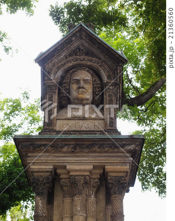Altes Bach Denkmal 21360560