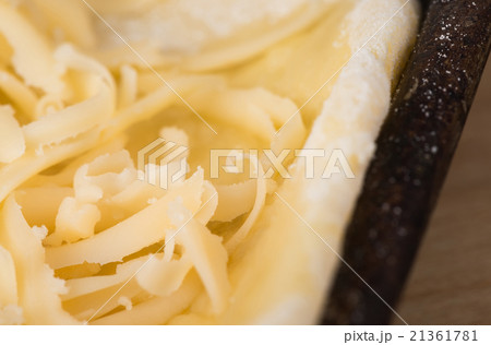 Grated cheese 21361781