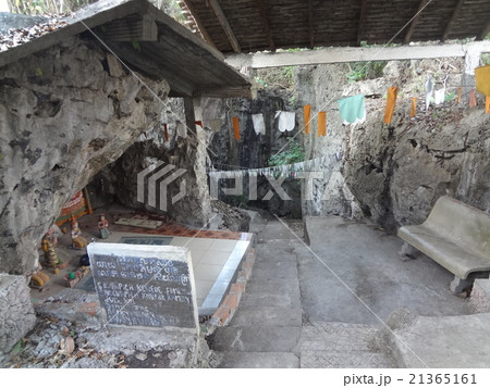 キリング・ケイブ キリング・ケイブ 21365161