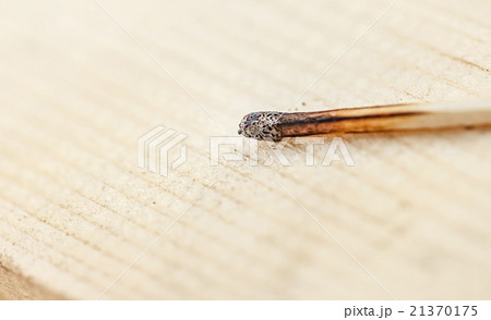 Burnt big alone match 21370175