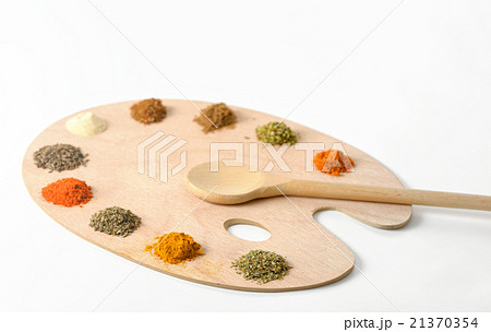 different spices and herbs 21370354