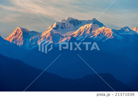Kangchenjunga mountain view 21371036