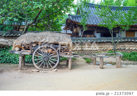 Folk Village,Traditional Korean style. 21373097