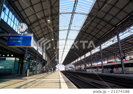オルテン駅/Olten station Switzerland 21374186