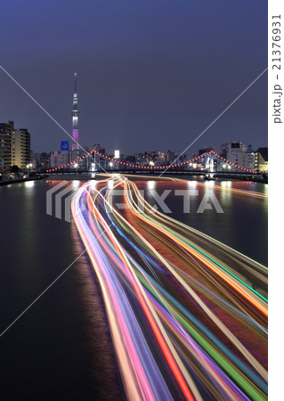 東京スカイツリーと清洲橋 21376931