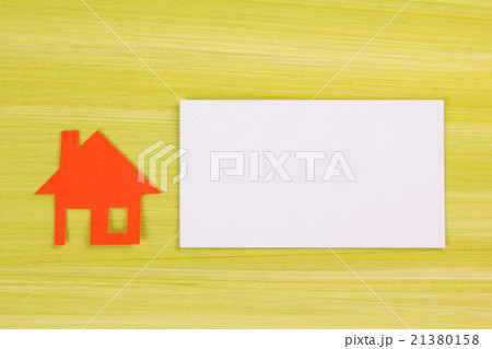 Real Estate Concept. Paper house figure and blank Real Estate Concept. Paper house figure and blank 21380158