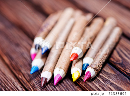 pencils 21383695