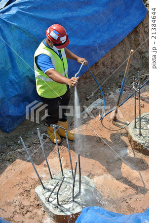 Spraying the anti termite chemical treatment  21384644