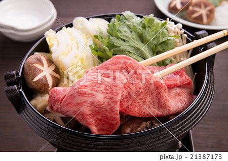 黒毛和牛　霜降り肩ロースすき焼き 21387173