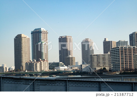 勝どき橋から眺める高層ビル 21387712