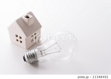 家と白熱電球 21388492