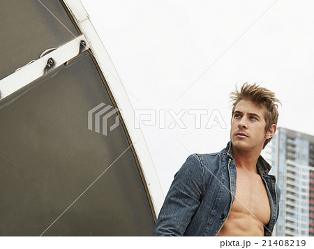若い外国人男性の写真素材