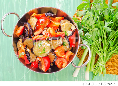 fried vegetables fried vegetables 21409657
