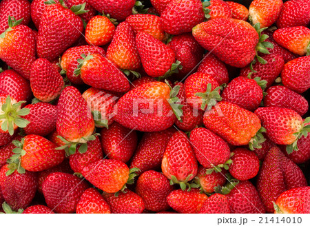山盛りイチゴ:strawberries 21414010