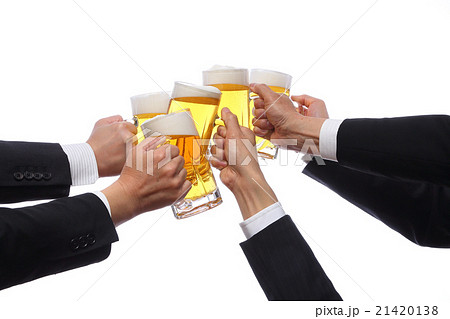 生ビールで乾杯 生ビールで乾杯 21420138