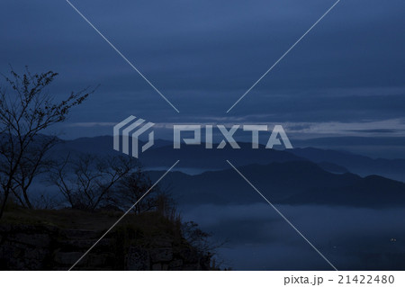 兵庫県　竹田城跡の朝 21422480