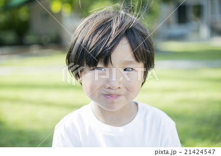 男の子　ポートレート 21424547