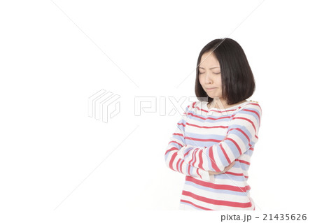 悩みポーズの若い女性 悩みポーズの若い女性 21435626
